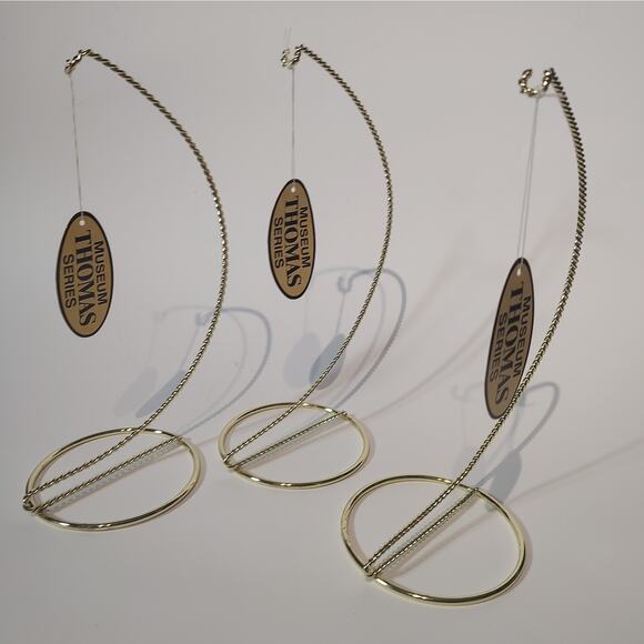Thomas Pacconi Gold Twisted Wire Ornament Hangers Museum Series Set of 3 NIB - Picture 2 of 6